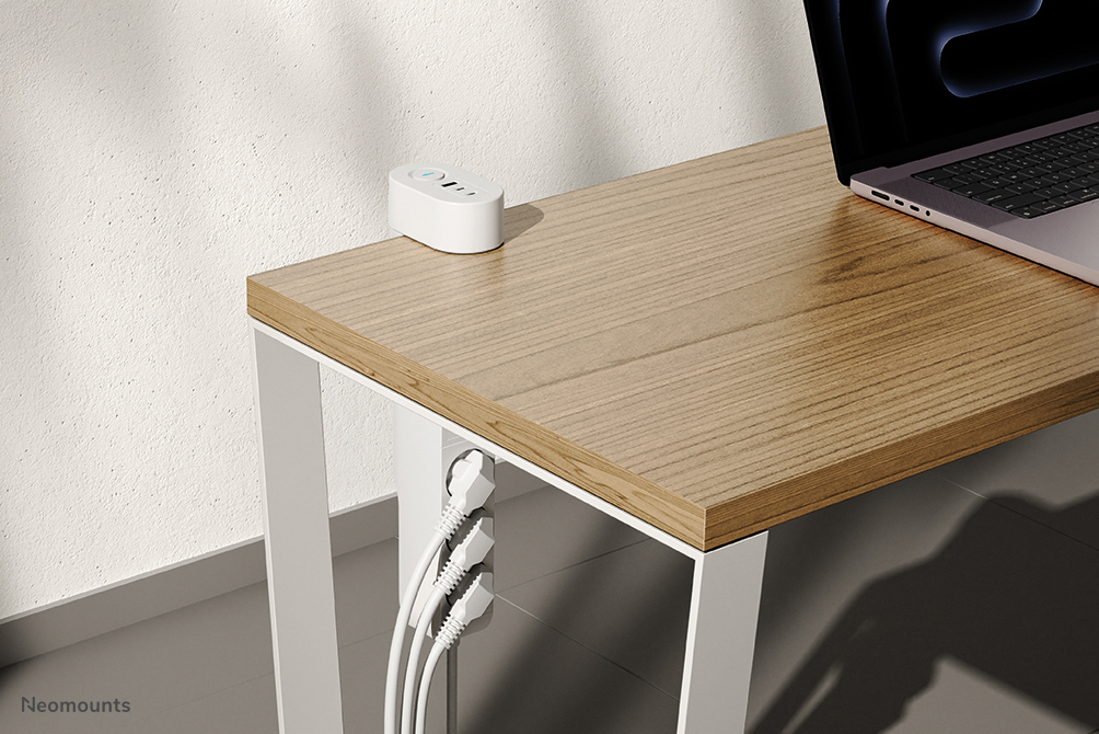 Neomounts STE 3er Tischsteckdose Klemme 1xUSB-A 2xUSB-C weiß