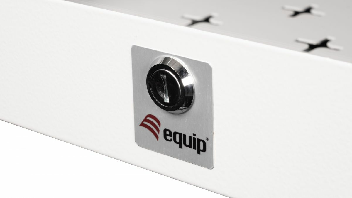Equip 19