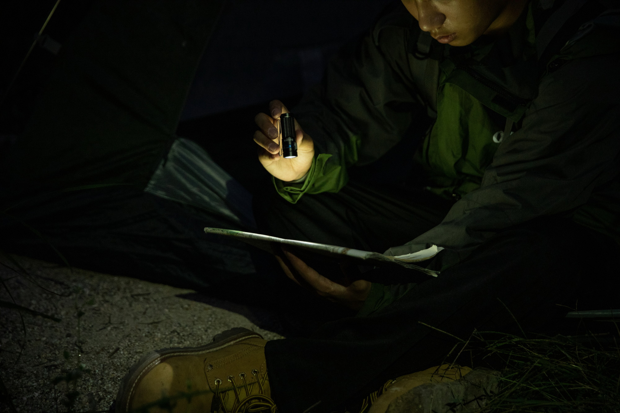 OLIGHT Taschenlampe Baton 4