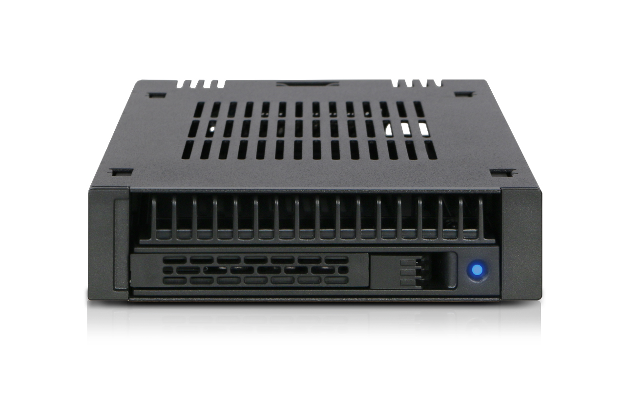 IcyDock 1x2.5" SATA/&shy;SAS in 1x3.5" bay mobile rack screwless