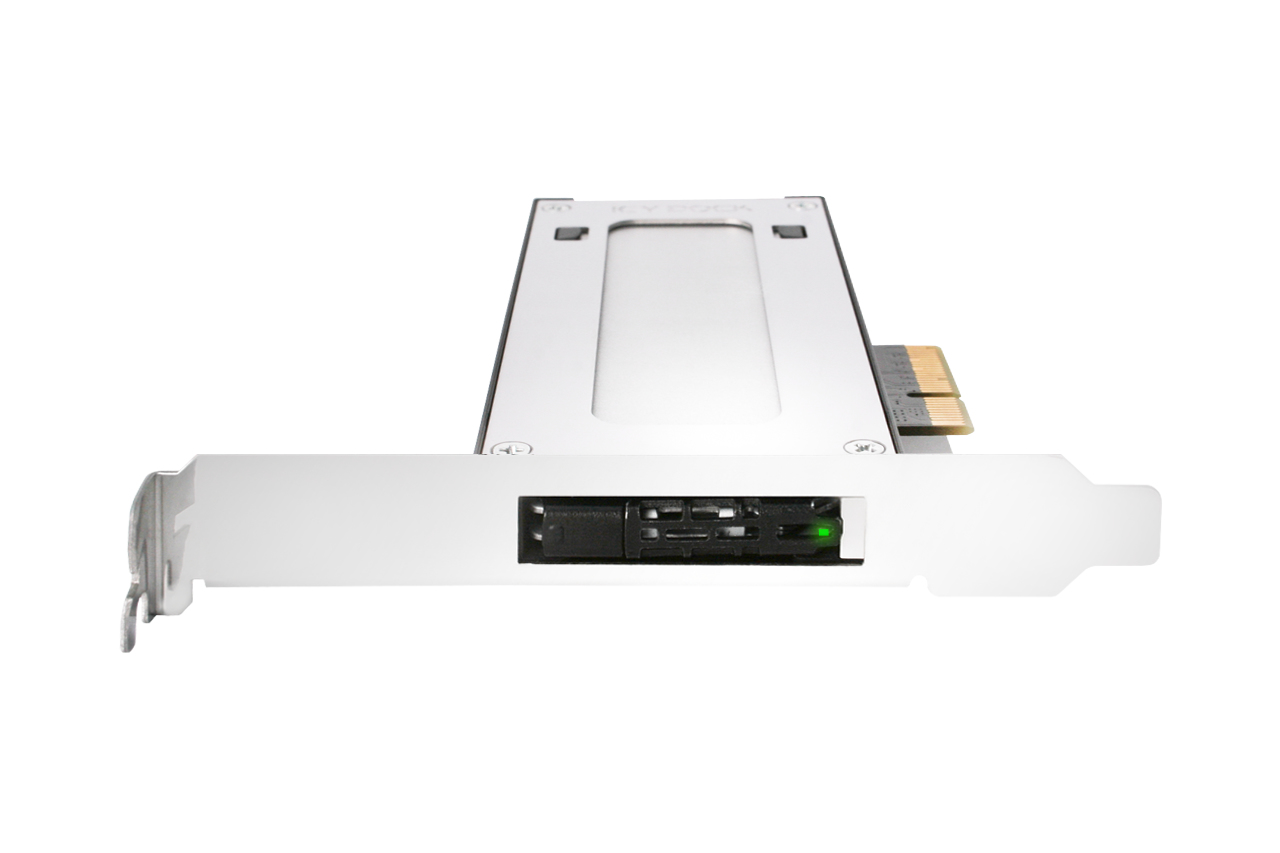 ToughArmor M.2 NVMe SSD to PCIe 3.0 x4 Wechselrahmen ToughArmor M.2 NVMe SSD to PCIe 3.0 x4 Wechselrahmen