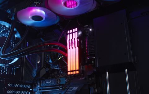 DDR5  32GB PC 5600 CL40 Kingston KIT (2x16GB) FURY Beast RGB retail