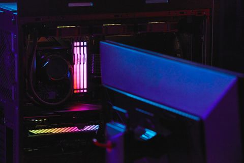 DDR5  32GB PC 5600 CL40 Kingston KIT (2x16GB) FURY Beast RGB retail