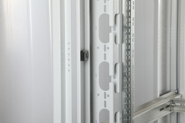 DIGITUS Netzwerkschrank Unique 42HE 2053x800x1000mm grau - Bild 5