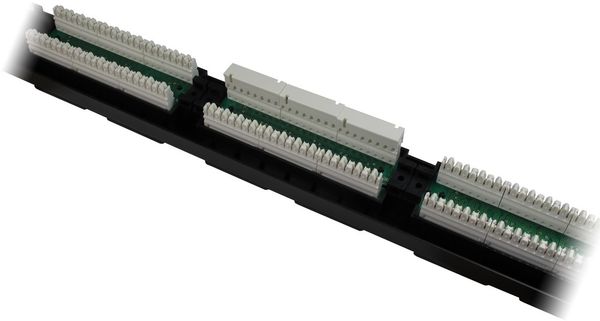 Inter-Tech 19" Patchpanel Cat.5e UTP 24 Port AMP