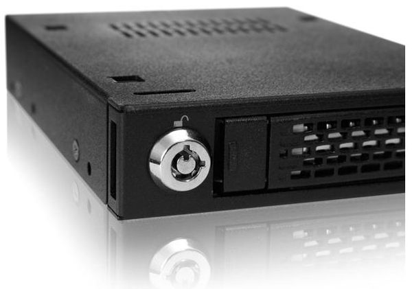 We-Ra. IcyDock 6,3cm SATAI-III HDD&SSD in 1x3,5" 7-15mm sw - Bild 4