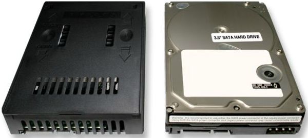 Adapter IcyDock 2,5" -> 3,5" SATAI-III SSD&HDD 7-9,5mm - Bild 8