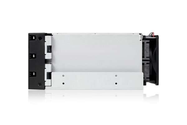 Backplane IcyDock 3x8,9cm SATAI-III in 2x5,25" MB153SP-B - Bild 11