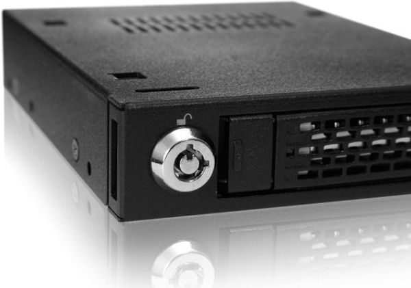 Icy Dock MB991IK-B Obturateur de baie de lecteur 2.5" Plateau de stockage de disques Noir - Bild 7